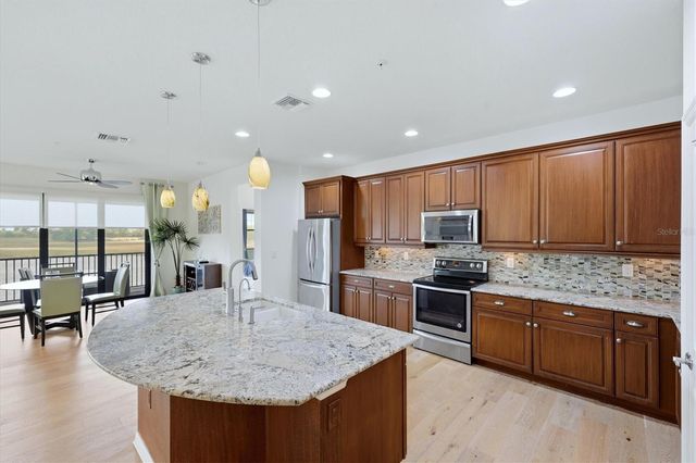 23455 AWABUKI DRIVE 16-201, Venice, FL 34293