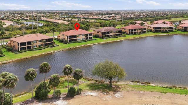 23455 AWABUKI DRIVE 16-201, Venice, FL 34293