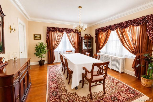 130 E Cedar Street, Fleetwood, NY 10552