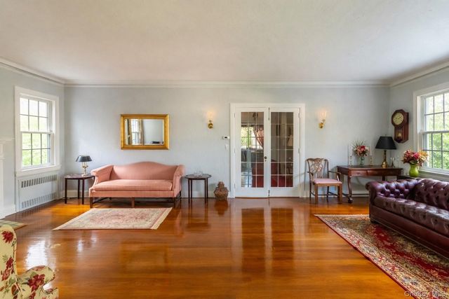 130 E Cedar Street, Fleetwood, NY 10552