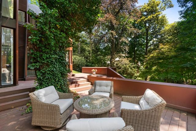 331 Heath Street, Brookline, MA 02467