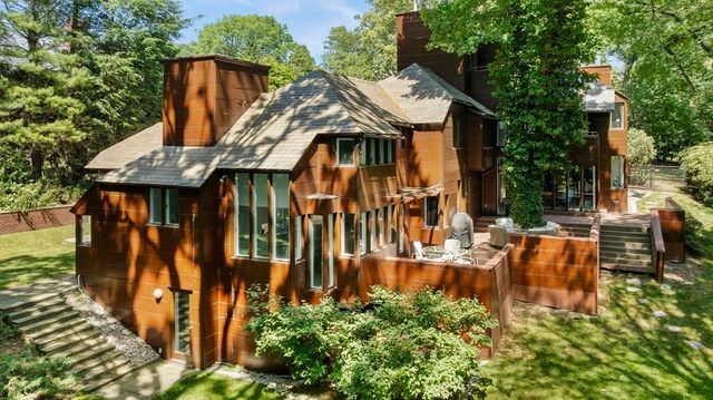 331 Heath Street, Brookline, MA 02467