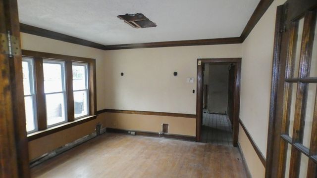 8242 S Honore Street, Chicago, IL 60620