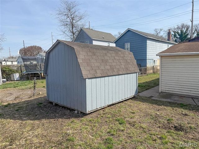 217 W Arlee Avenue, St Louis, MO 63125