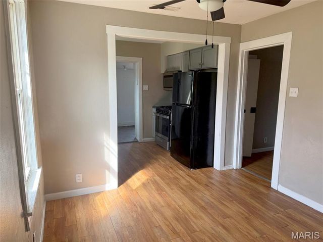 217 W Arlee Avenue, St Louis, MO 63125