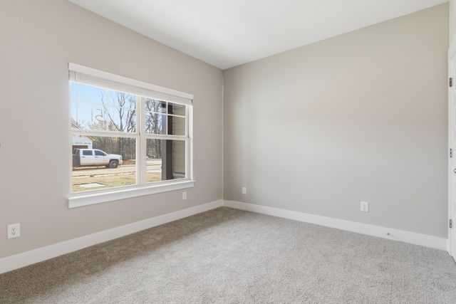 1438 Suzanne Drive, Murfreesboro, TN 37128