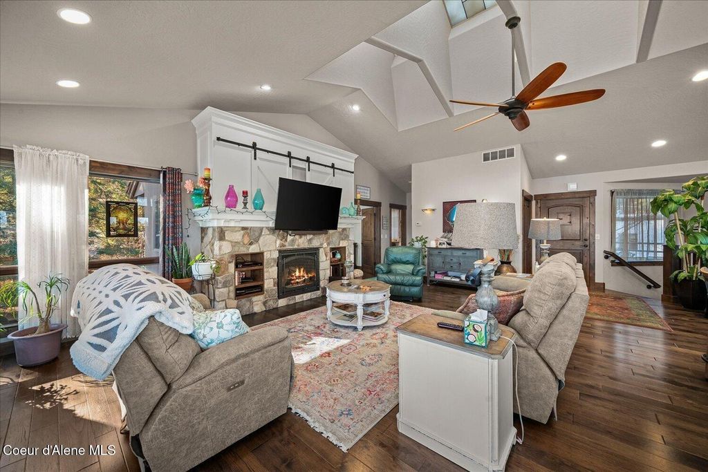 544 S Stewart CT, Coeur d'Alene, ID 83814 photo 14