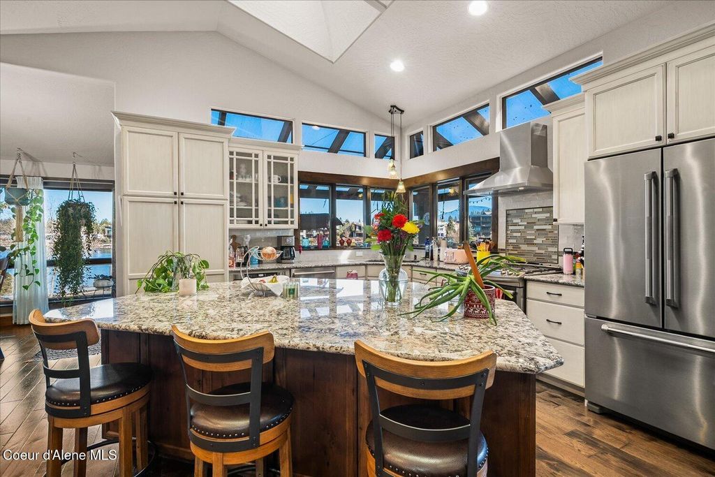 544 S Stewart CT, Coeur d'Alene, ID 83814 photo 17