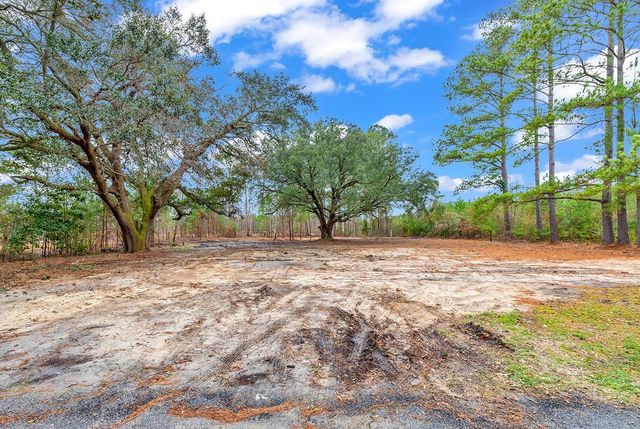 3930 Red Bluff Rd., Loris, SC 29569