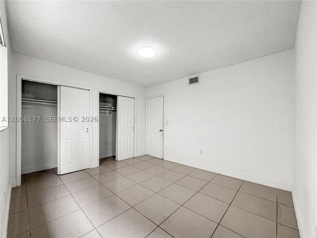 9103 SW 38th St A, Miami, FL 33165
