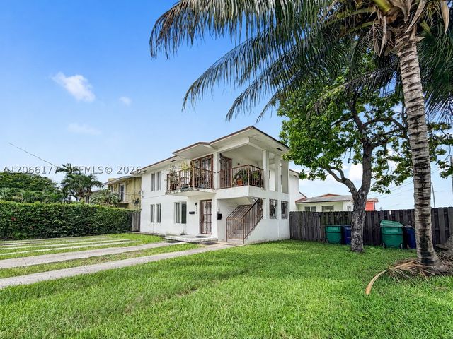 9103 SW 38th St A, Miami, FL 33165