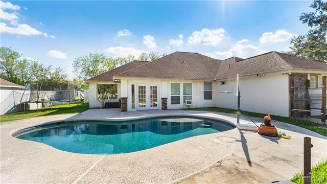 4224 Country Colony Street, Edinburg, TX 78541