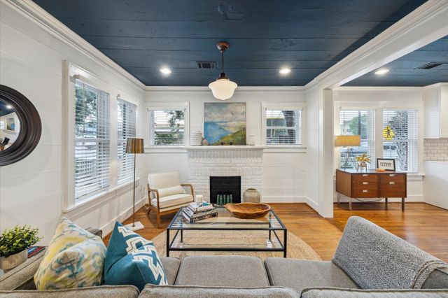 548 Granberry Street, Houston, TX 77007