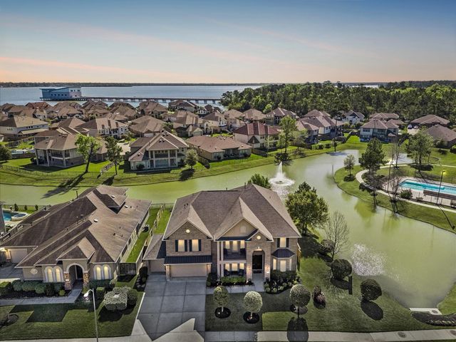 14902 Somerset Horizon Lane, Houston, TX 77044