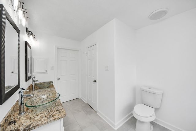 9026 S Ferndale Place Drive, Houston, TX 77064