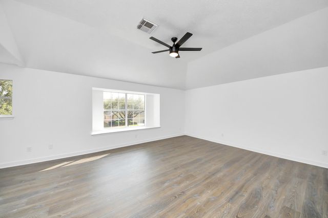 9026 S Ferndale Place Drive, Houston, TX 77064