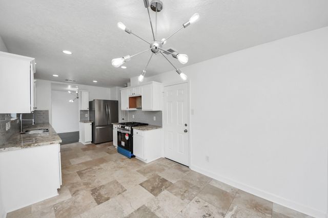 9026 S Ferndale Place Drive, Houston, TX 77064
