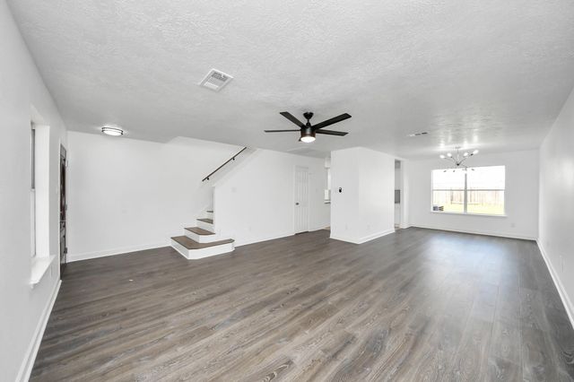 9026 S Ferndale Place Drive, Houston, TX 77064