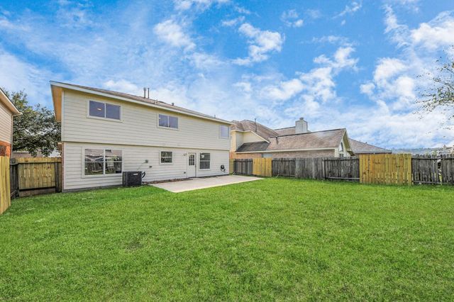 9026 S Ferndale Place Drive, Houston, TX 77064