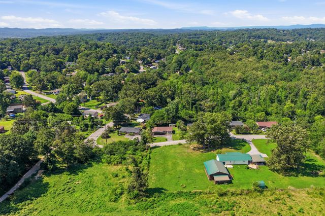 8228 Pine Ridge Road, Ooltewah, TN 37363