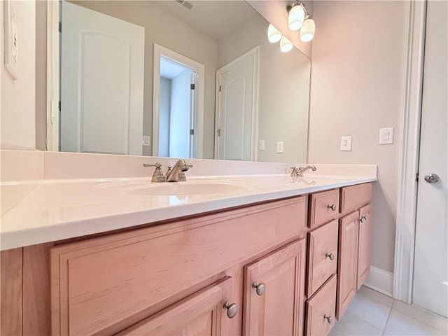 2308 Braunsroth Lane, Hampton, GA 30228