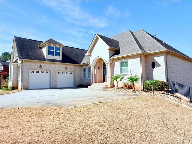 2308 Braunsroth Lane, Hampton, GA 30228