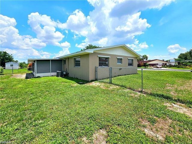211 S Lake DR, Lehigh Acres, FL 33936
