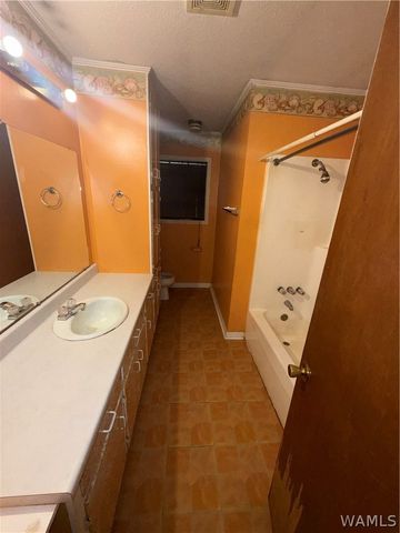 2778 Sapps, Aliceville, AL 35442