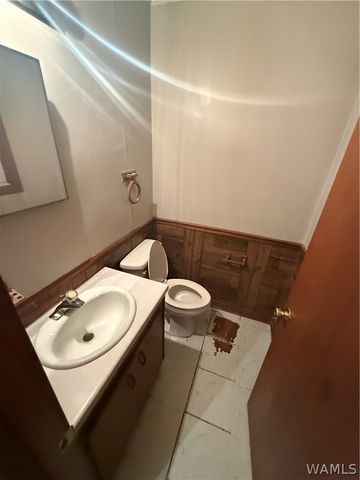 2778 Sapps, Aliceville, AL 35442