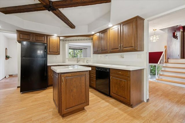 3329 Halverson Court, Rockford, IL 61109