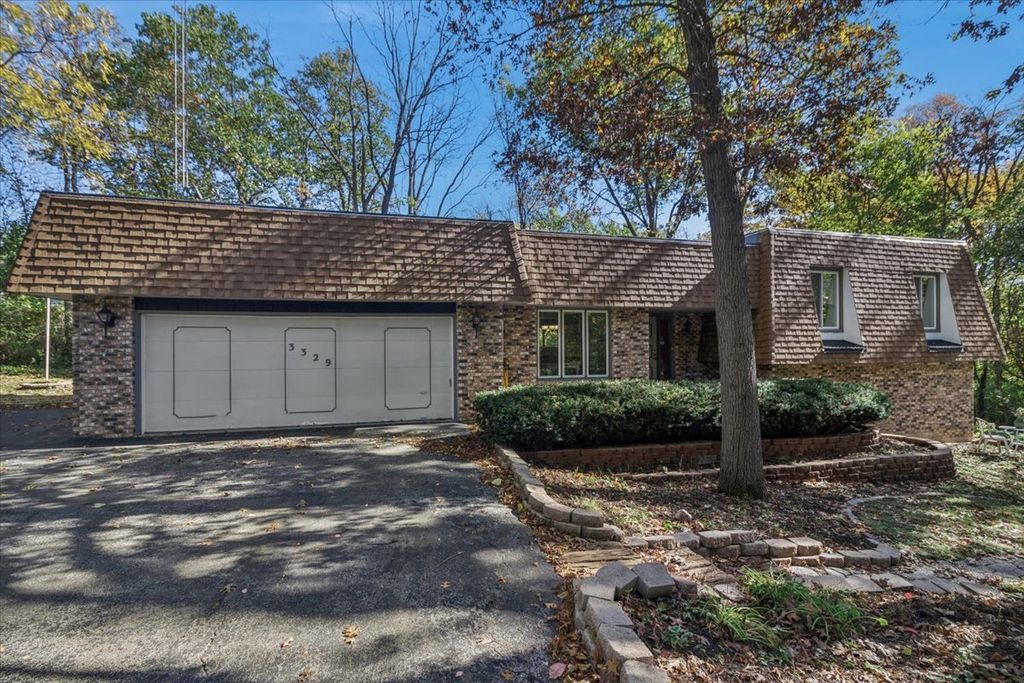 3329 Halverson Court, Rockford, IL 61109