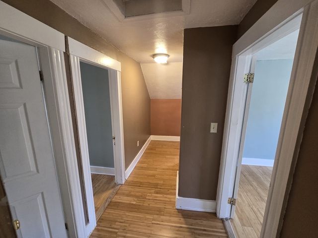 14 Chestnut Ave 2, Auburn, MA 01501