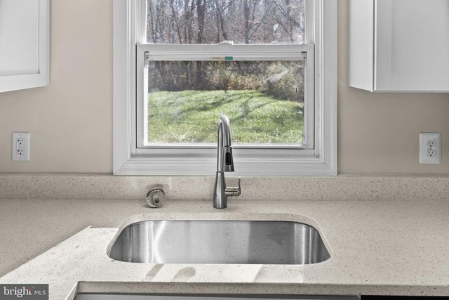 3366 LAVUE LN, Fredericksburg, VA 22408