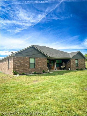 40501 210th Avenue, Howe, OK 74940