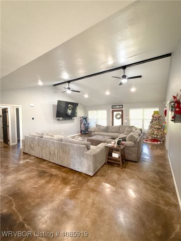 40501 210th Avenue, Howe, OK 74940