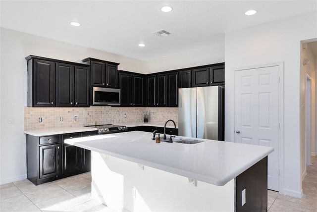 1319 YORKSHIRE COURT, Davenport, FL 33896