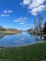 10911 Devil's Lake Hwy Highway, Addison, MI 49220