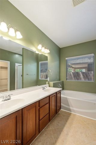 4117 Gliding Gulls Avenue, North Las Vegas, NV 89084