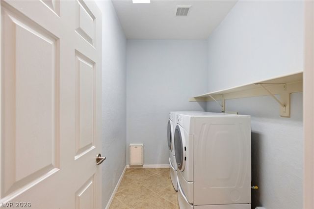 4117 Gliding Gulls Avenue, North Las Vegas, NV 89084