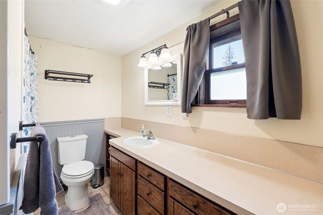 293 Logan Hill Road, Chehalis, WA 98532