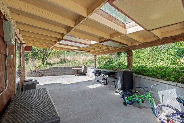 293 Logan Hill Road, Chehalis, WA 98532