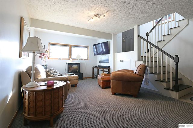 7880 S 151st Circle, Omaha, NE 68138