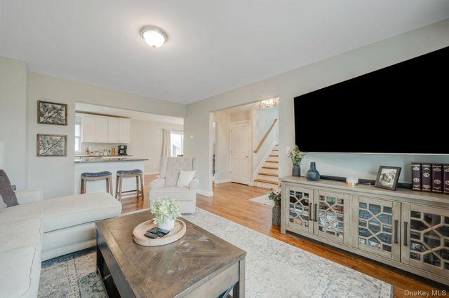 66 Locust Drive, Kings Park, NY 11754