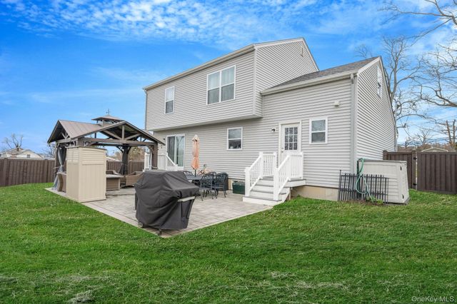 66 Locust Drive, Kings Park, NY 11754