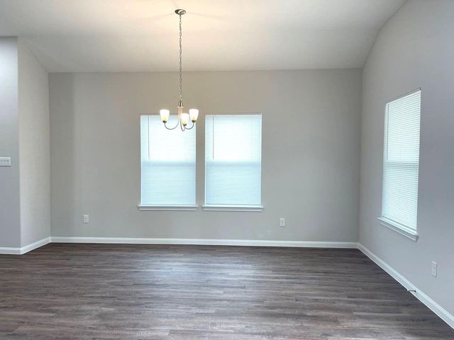 227 County Road 5017, Cleveland, TX 77327