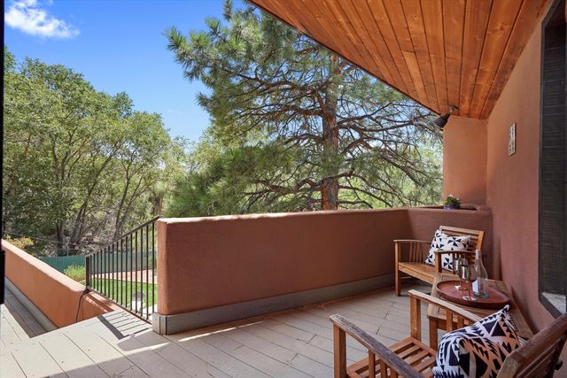36 Sandia Heights Drive NE, Albuquerque, NM 87122