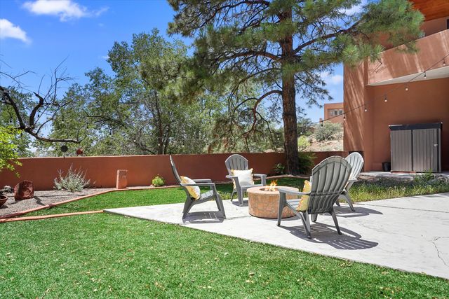 36 Sandia Heights Drive NE, Albuquerque, NM 87122