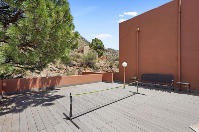 36 Sandia Heights Drive NE, Albuquerque, NM 87122