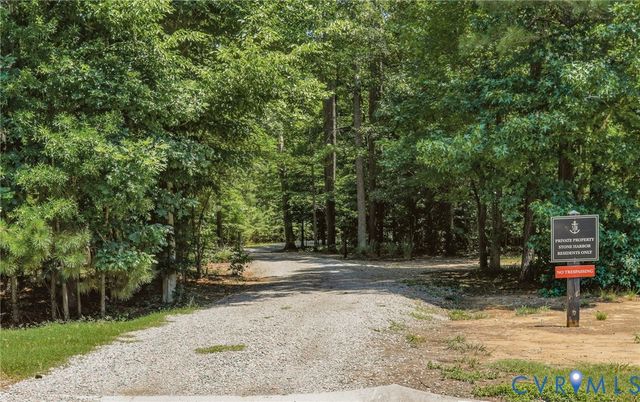 3649 Stone Harbor Dr, Midlothian, VA 23113