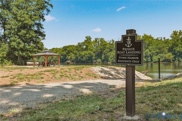 3649 Stone Harbor Dr, Midlothian, VA 23113
